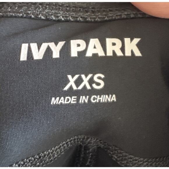 Ivy Park Size XXS Cropped Leggings Women’s Gray Workout Gym Pull On Exercise - Picture 6 of 8